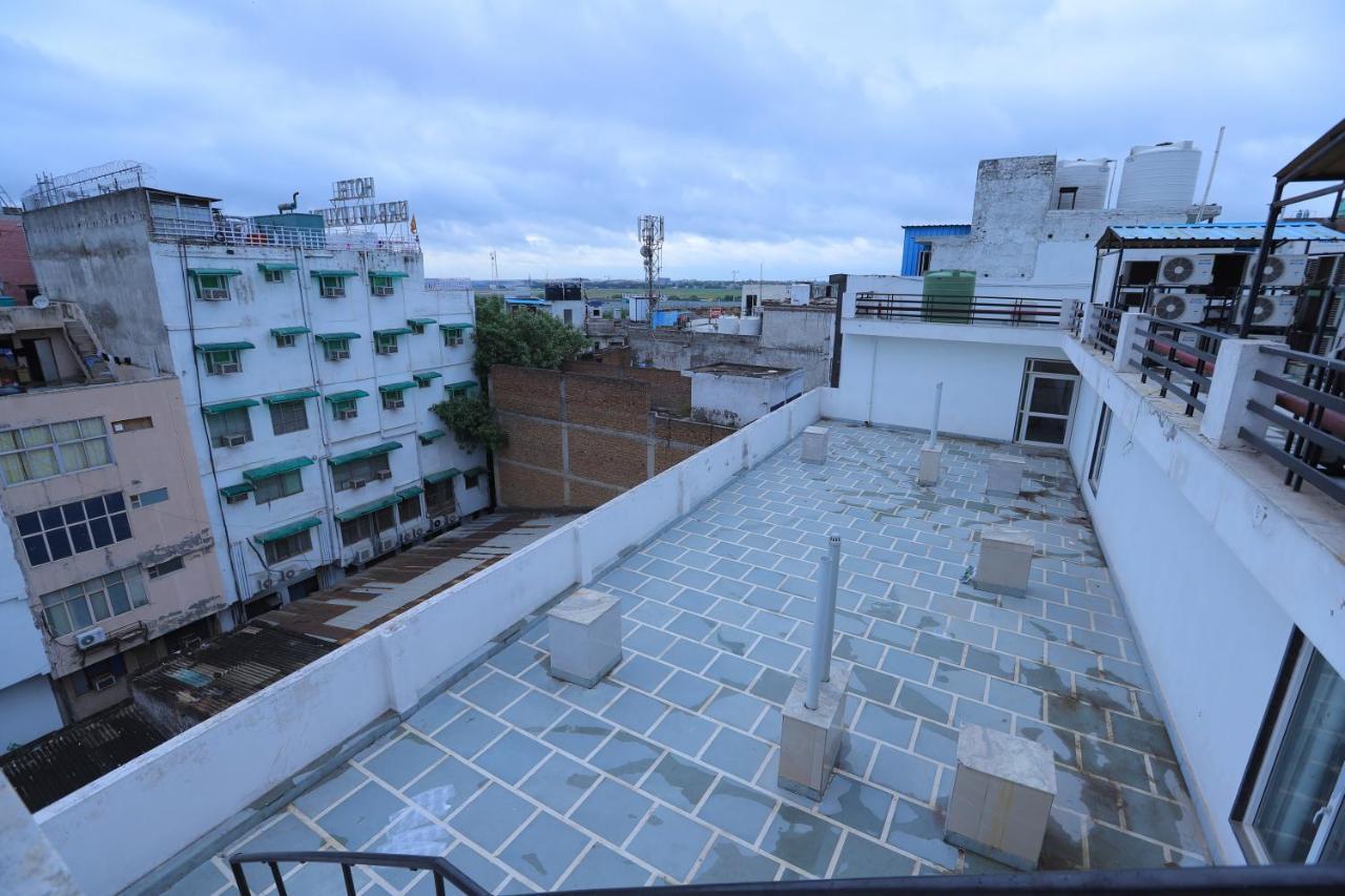 Hotel Stanley By Foxi Group- Near Delhi International Airport 新德里 外观 照片