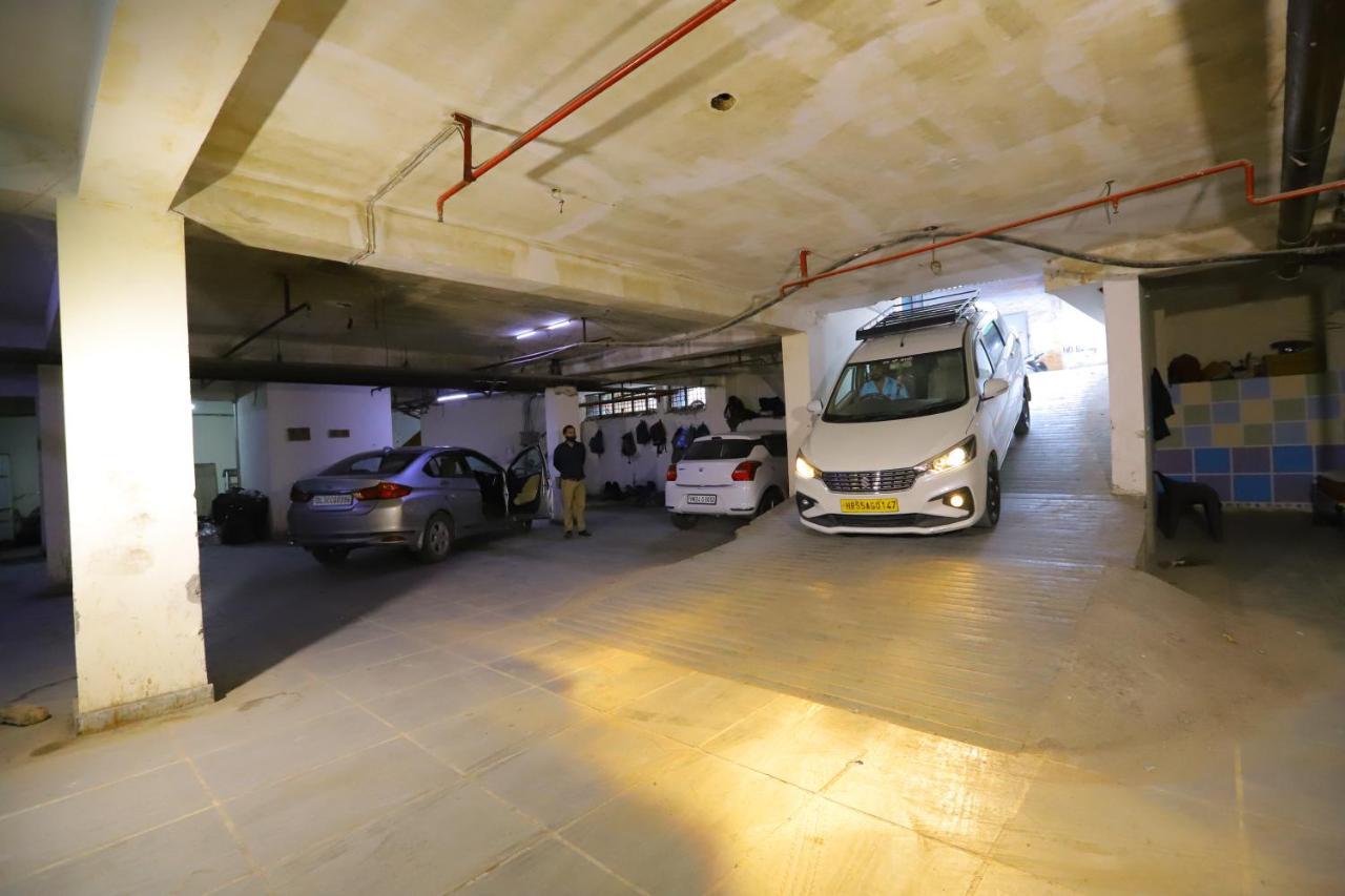 Hotel Stanley By Foxi Group- Near Delhi International Airport 新德里 外观 照片